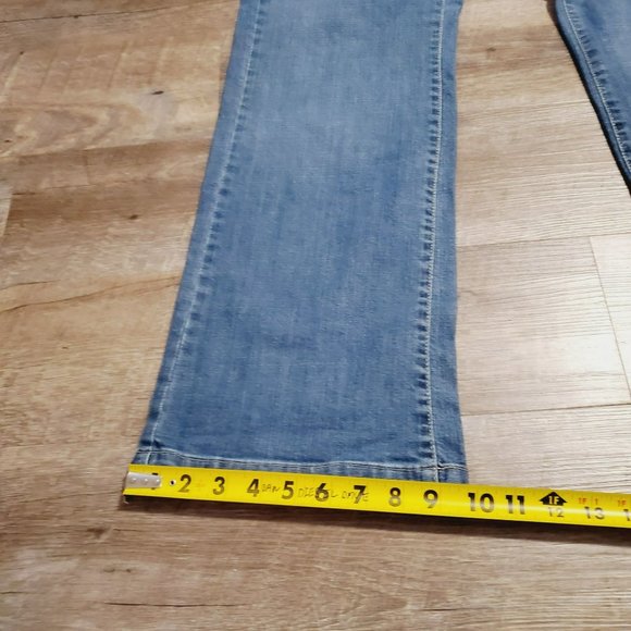 Tommy Hilfiger Womens Jeans Sz 14R Medium wash Bootcut/Flare Denim - Picture 6 of 8